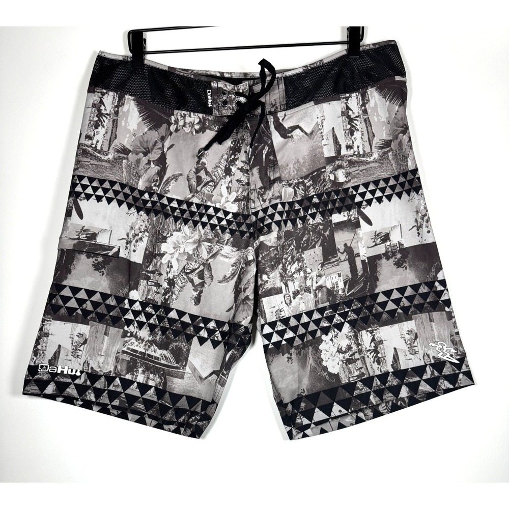 Da Hui Board Shorts Mens 38 Black Gray‎ Surf Swim Trunks Hawaii Graphic Stretch